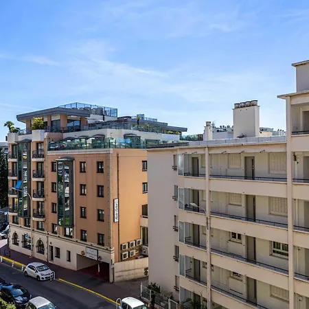 Beautiful Haussmannian - South Balcony Appartement *